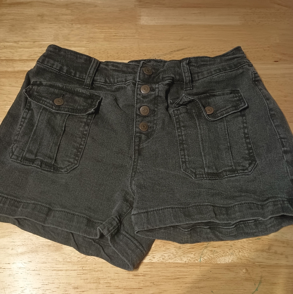 mid rise black shorts size 9 never worn